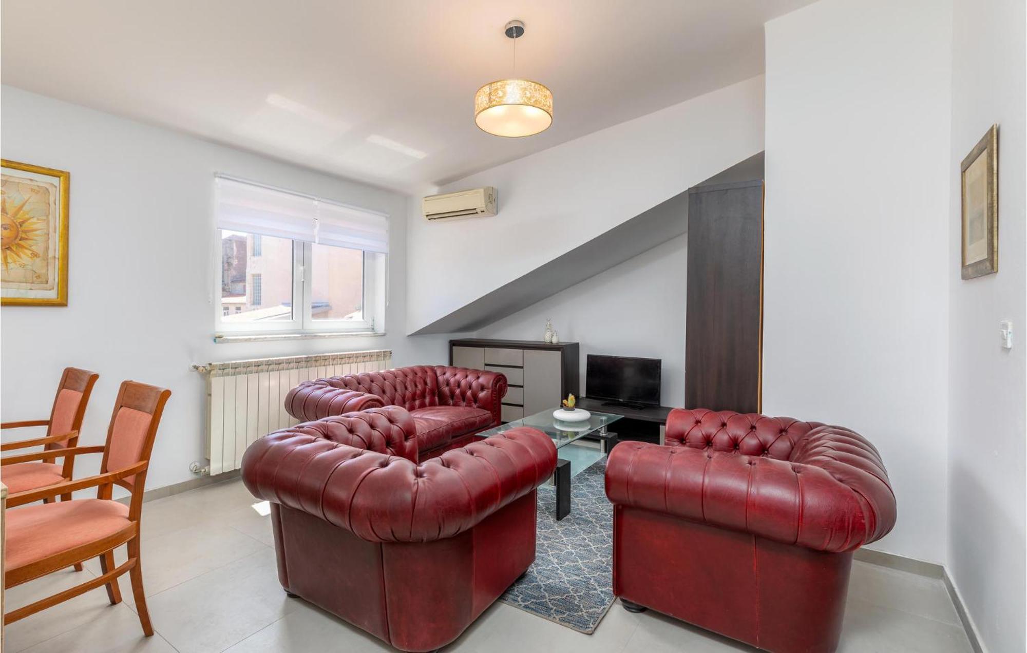 Awesome Apartment In Pula With Wifi 外观 照片